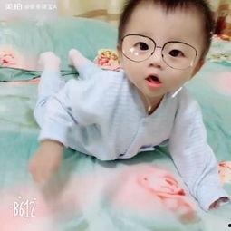 儿童亲吻视频在床上,儿童亲吻视频捕捉纯真情感